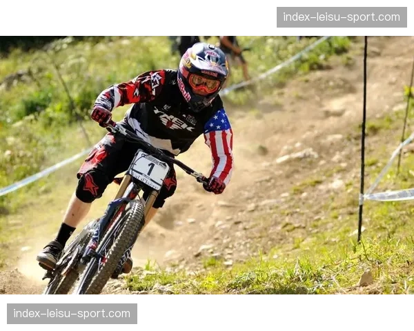 山地车世界杯巴西彼得罗波利斯站：波琳·费朗-普雷沃赢得女子越野赛冠军